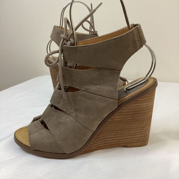 Melrose and Market Tan Lace-up Wedge Sandal Size 7.5 - Picture 6 of 12
